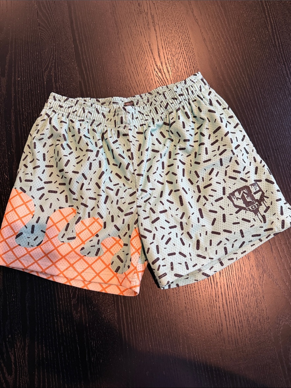 Baseball 101 men's Light Mint & Orange Patterned Swim Trunks